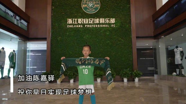 U23亚洲杯分组A组：卡塔尔、澳大利亚、约旦、印尼B组：日本、韩国、阿联酋、中国C组：沙特、伊拉克、泰国、塔吉克斯坦D组：乌兹别克斯坦、越南、科威特、马来西亚罗马诺：格列兹曼专注于马竞 他不会在冬窗加盟曼联罗马诺在今天的专栏中谈到了格列兹曼，直接指出法国球星只想留在马德里竞技，和曼联没有联系。